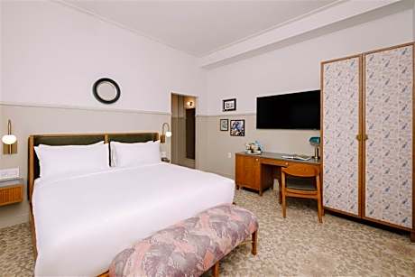 King Guest Room