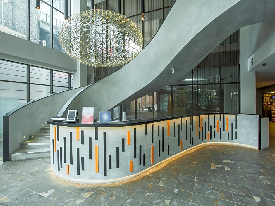 Qliq Damansara Hotel