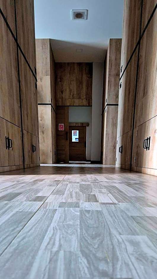 Cha Li's Family Hotel&Hostel