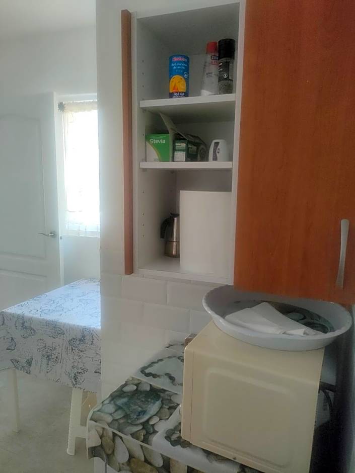 Alba 2 apartamento y Alba 3 habitación con baño