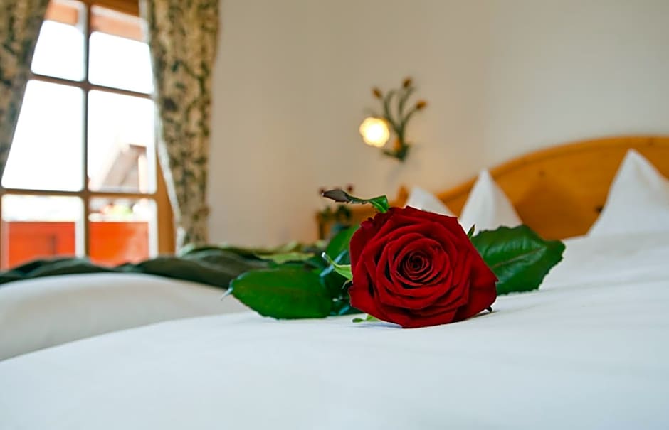 Hotel Gasthof Mitteregger - BEST PLACE in town with summercard included