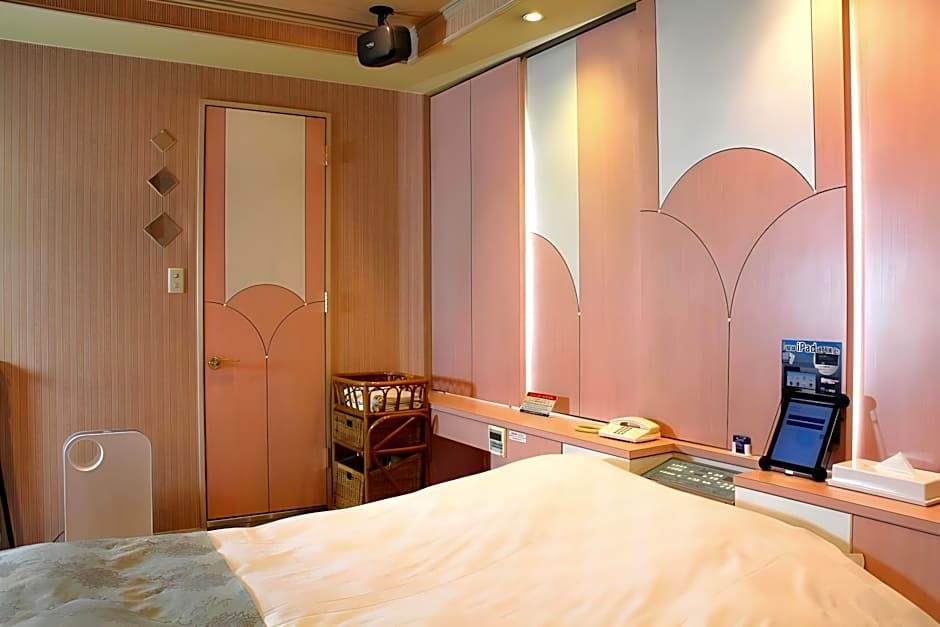 Hotel Saintmartin (Adults Only)