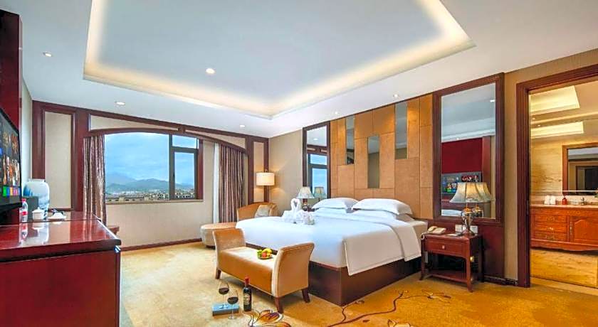 Taishun Xiangzhou New Century Hotel