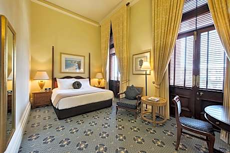 Casino Deluxe Twin Room (Adults Only)