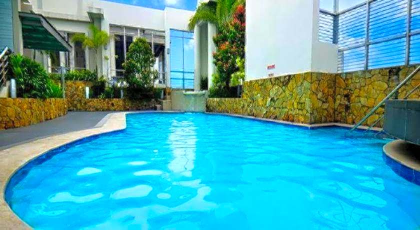 Lancaster Hotel Manila