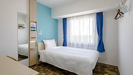 Standard Single Room - Smoking