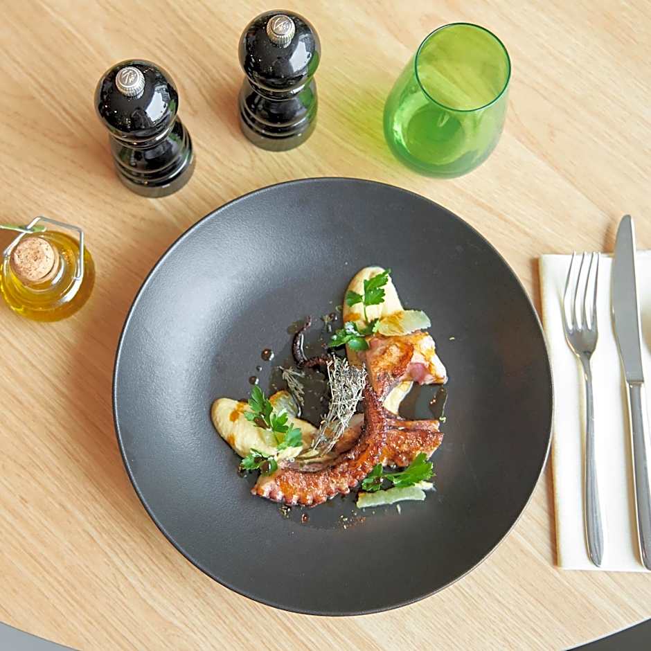 INNSiDE Paris Charles de Gaulle Airport