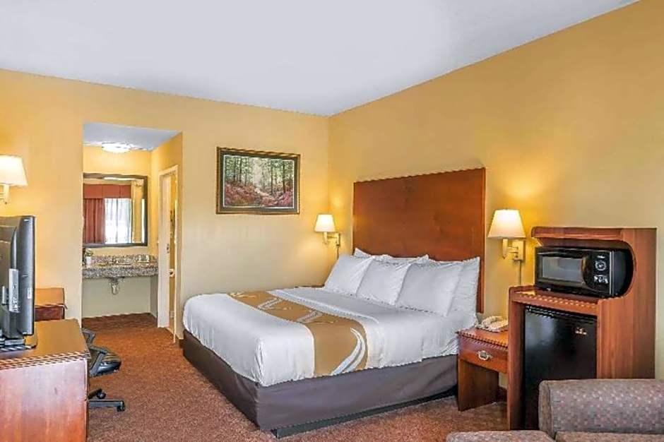 Quality Inn Calera