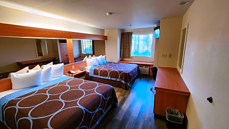 Queen Room with Two Queen Beds