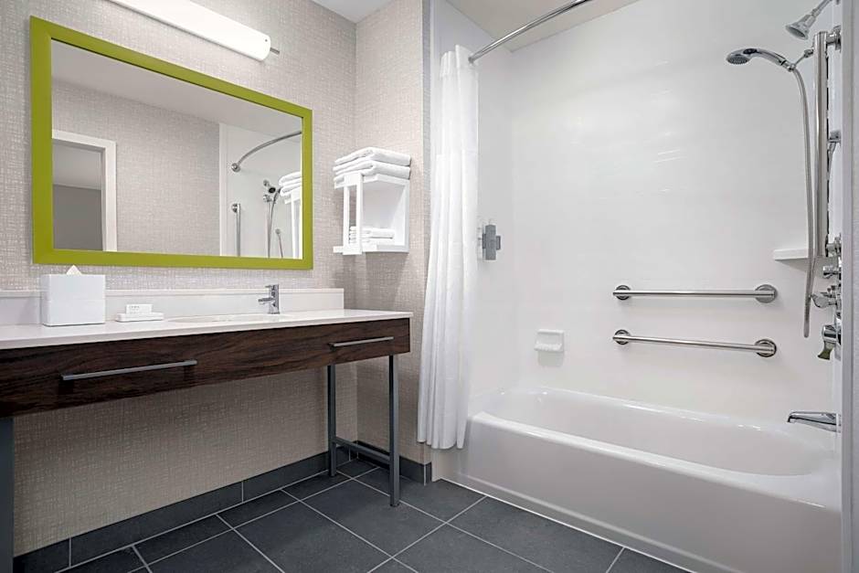 Hampton Inn By Hilton & Suites Atl-Six Flags