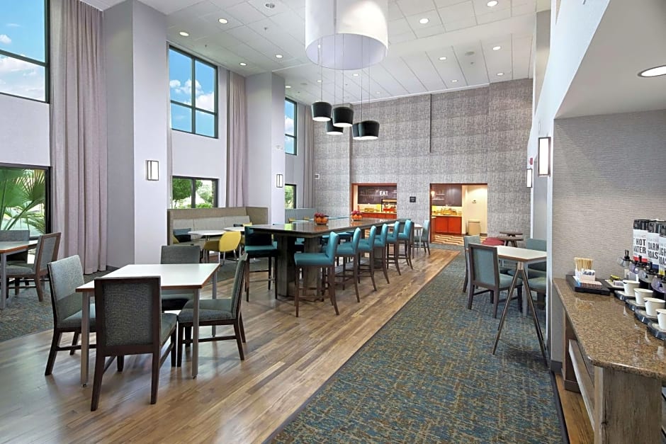 Hampton Inn By Hilton & Suites Tucson East