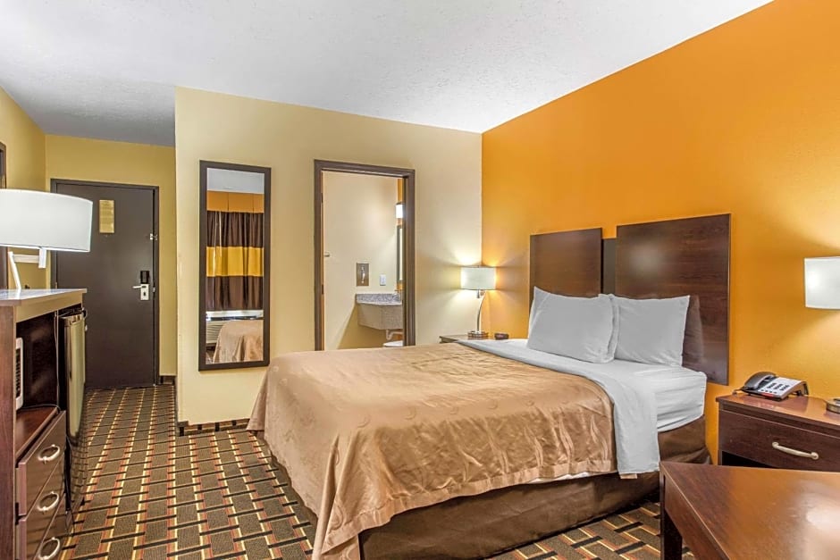 Quality Inn Grand Rapids Near Downtown