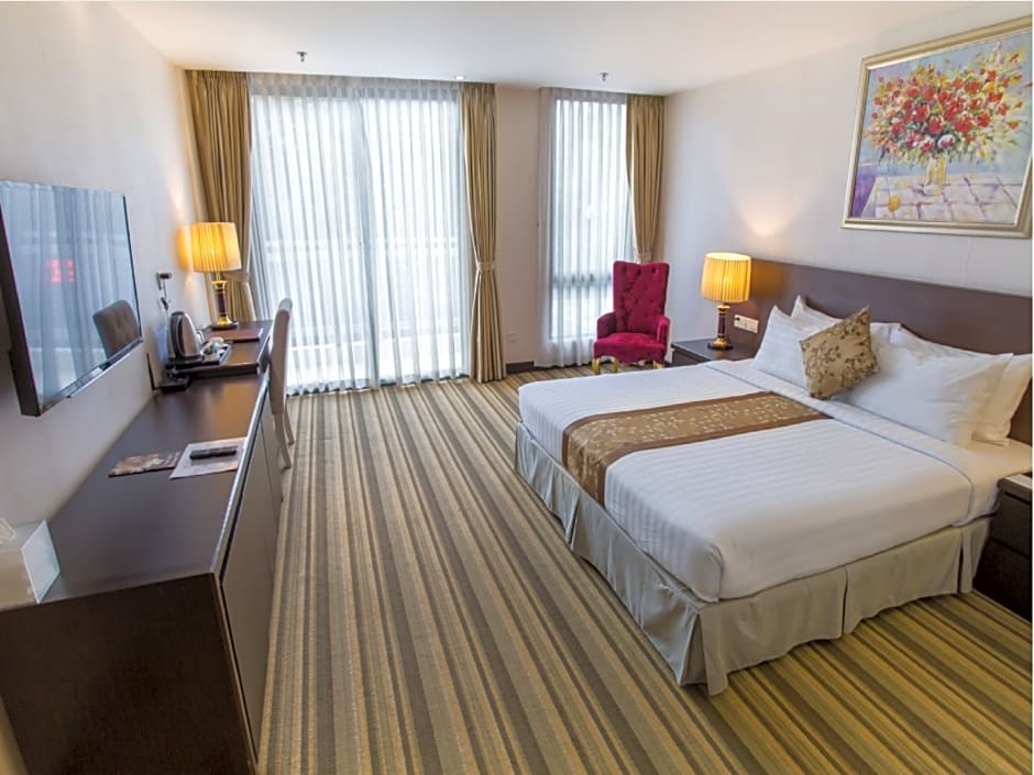 Esperado Lake View Hotel
