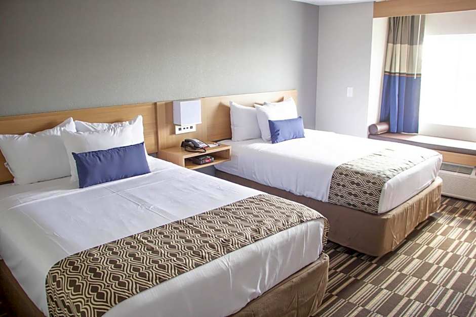 Microtel Inn & Suites by Wyndham Camp Lejeune/Jacksonville