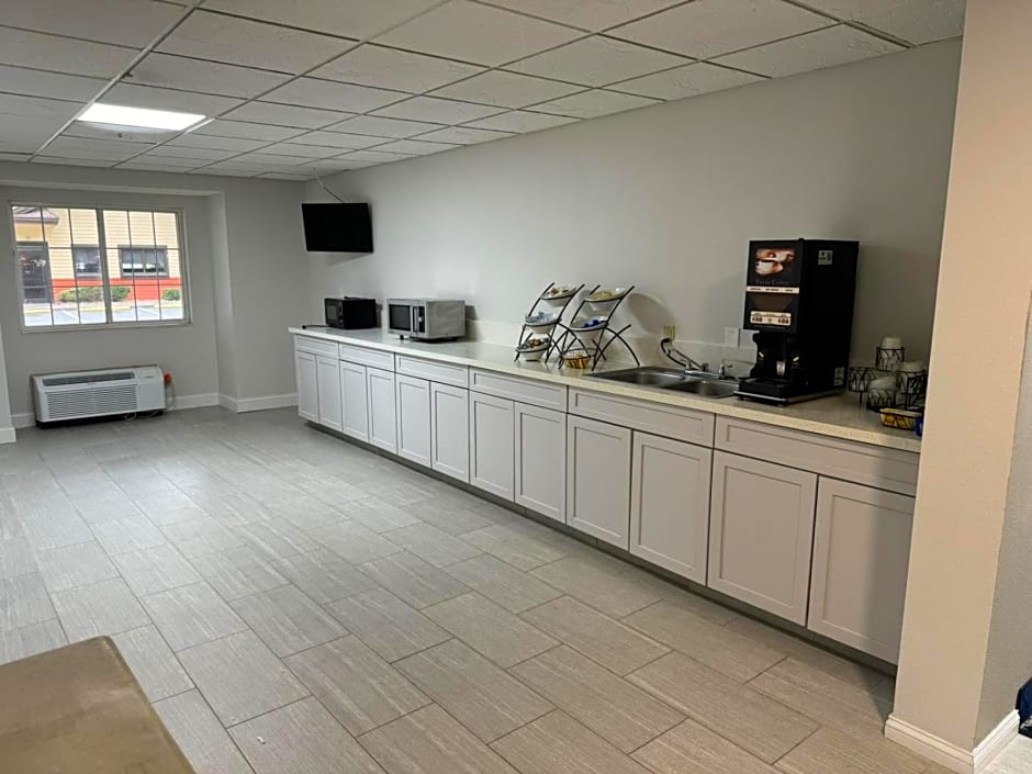 Microtel Inn & Suites by Wyndham Winston Salem