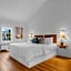 Nantucket Inn