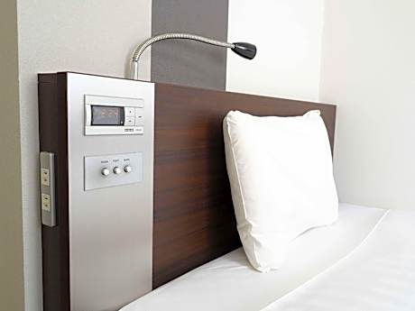 High-class Single Room - Non-Smoking