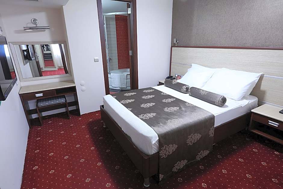 HALLEY OTEL