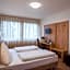 Hotel Leo
