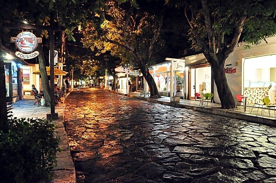 Suites Casa do Barão