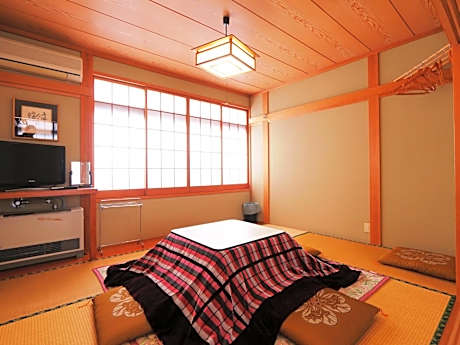 Japanese Style Standard Family Room