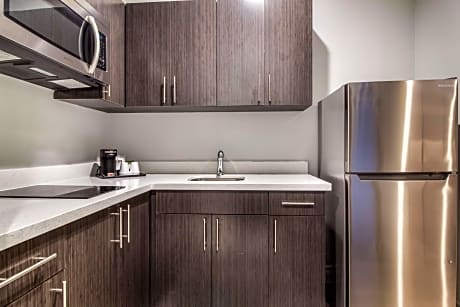 King Room - Disability Access - Non-Smoking