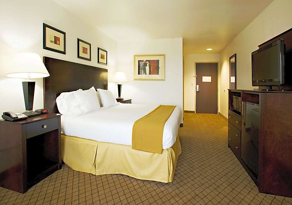 Photo 1 of 1 of Standard 1 King Bed, Accessible, Bathtub