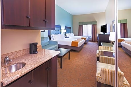 Suite Two Beds