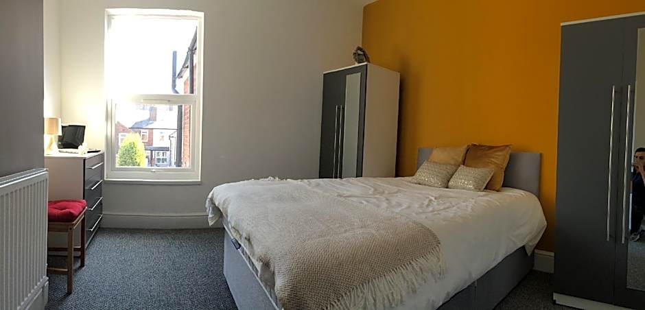 Crewe Rooms @ 97 Edleston Road