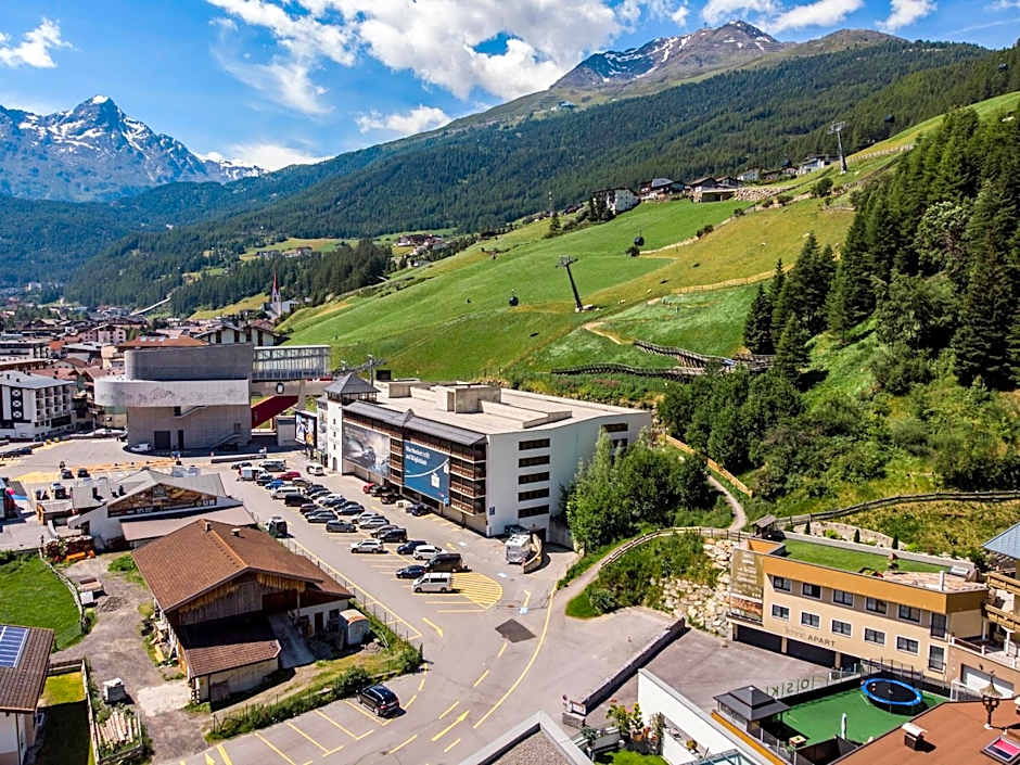 GIGGI Tenne Studios