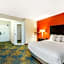 La Quinta Inn & Suites by Wyndham Mansfield, Oh