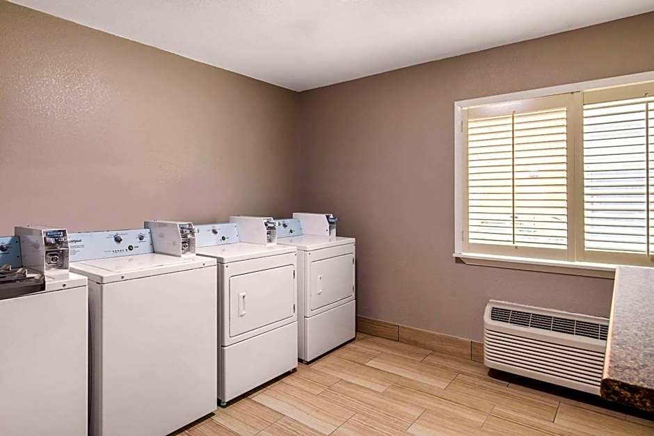 Quality Inn & Suites Plano
