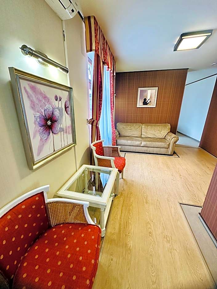 Levoslav House Hotel