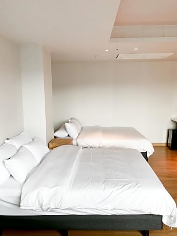 Premium Deluxe Room