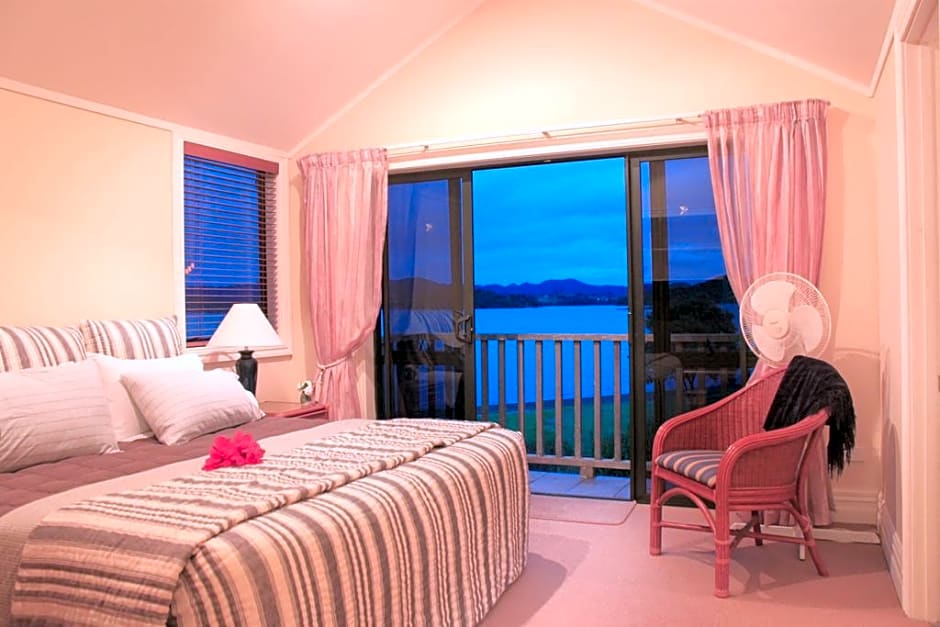 Pawhaoa Bay Lodge