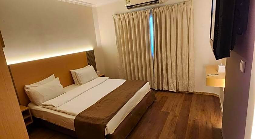Sharjah International Airport Hotel