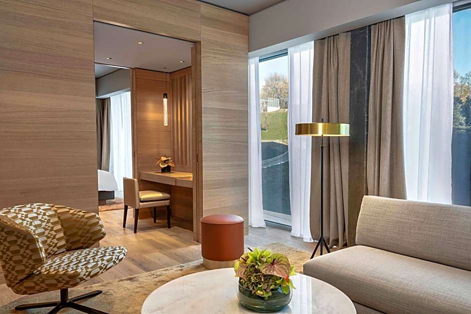 Hyatt Regency Zurich Airport The Circle