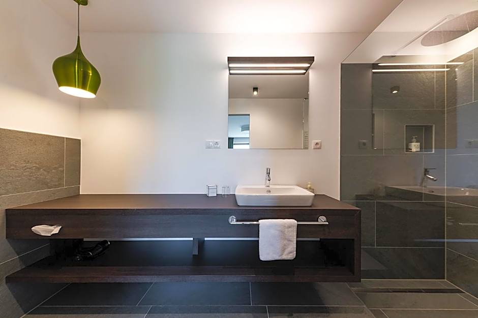 Oliven- & Genusshotel Hirzer