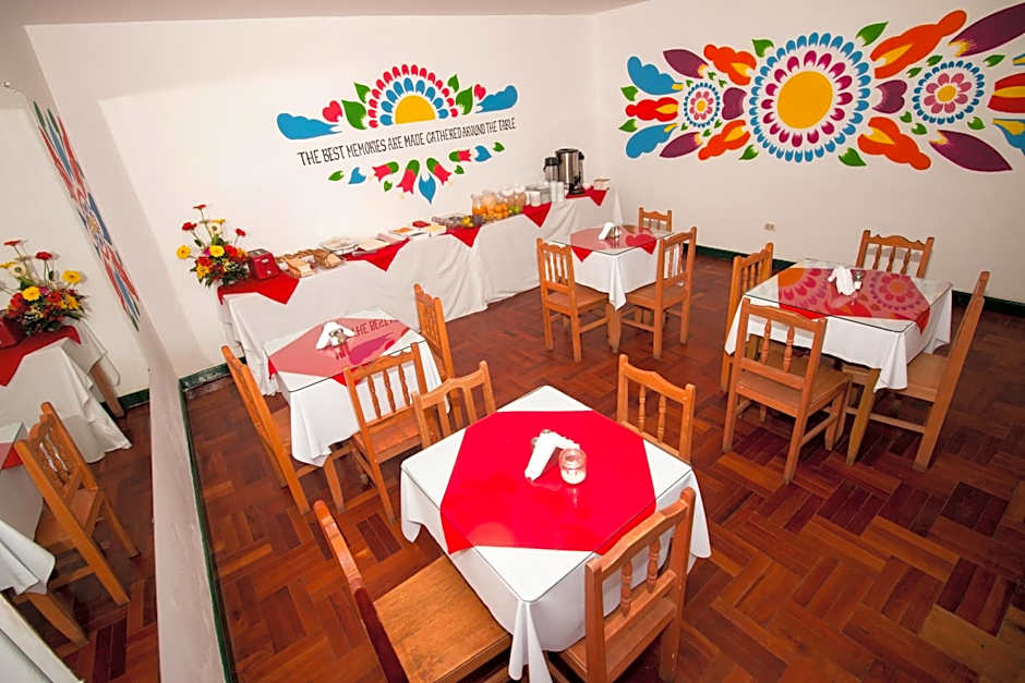 Cusco Plaza Nazarenas