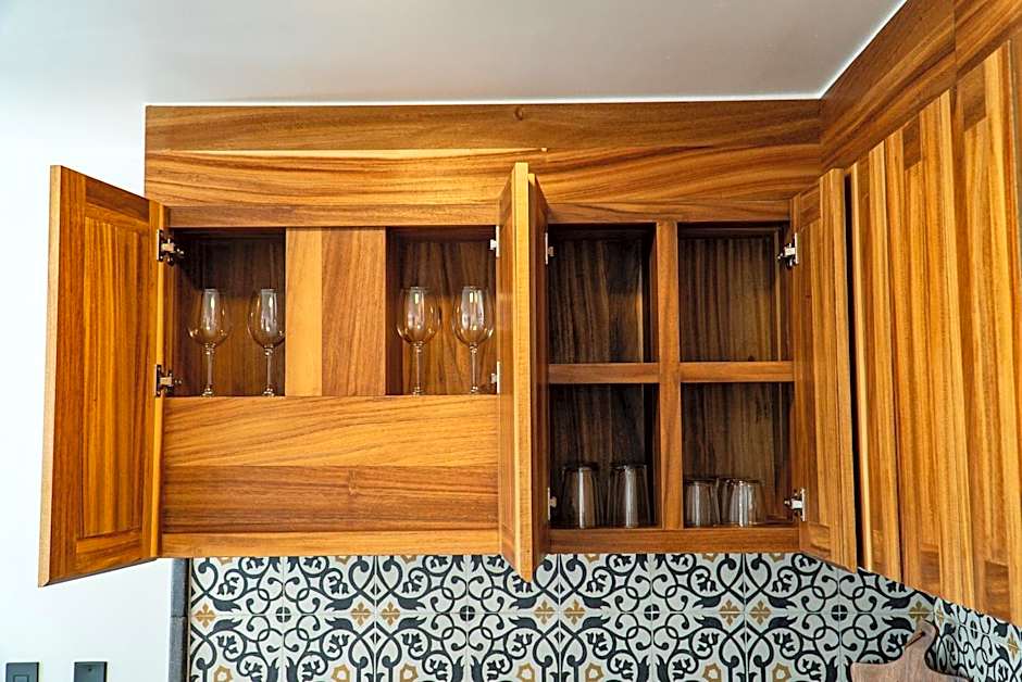 Flamboyan Hotel & Residences