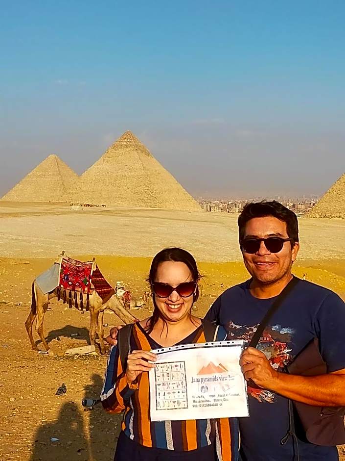 2 Jana Pyramids view inn