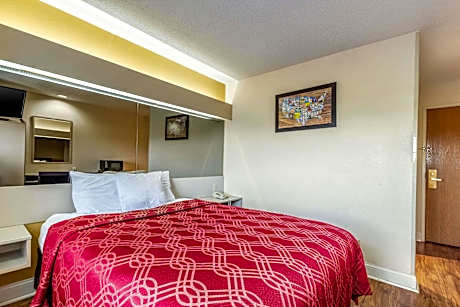 1 Queen Bed, Nonsmoking