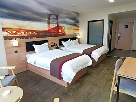 Thank Inn Plus Hotel Liaoning Fuxin Passenger Terminal Station Store