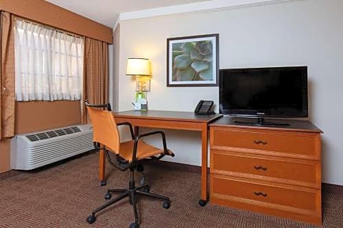La Quinta by Wyndham Las Vegas Airport N Conv.