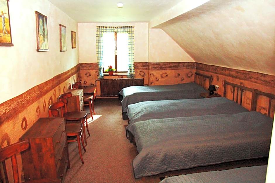 Villa Sunshine / Slunečna Vila