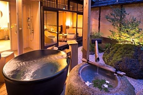 Nazuna Kyoto Nijo-jo