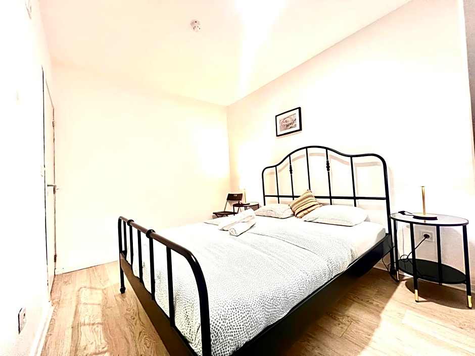 SwissPorto Guest House