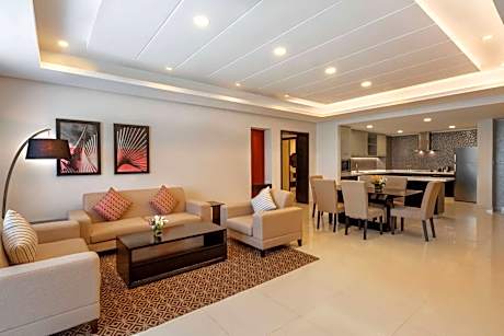 Three Bedroom Apartment - Non-Smoking