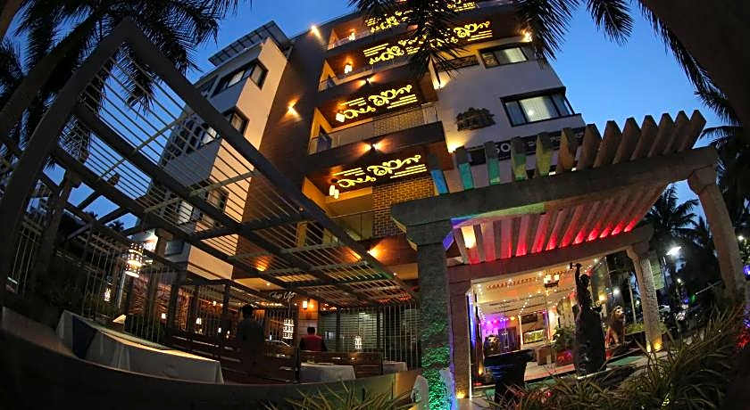 Hotel Hampi International