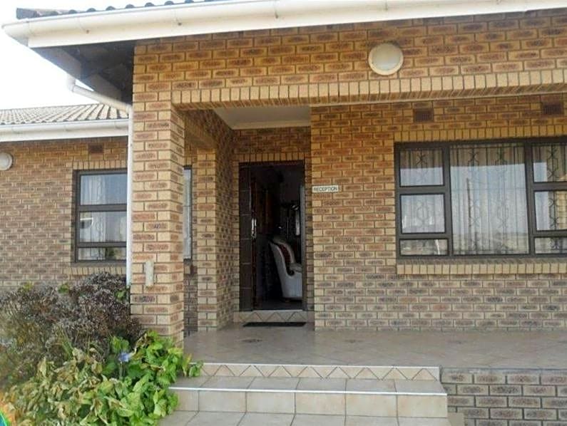 Ekhaya Lodge